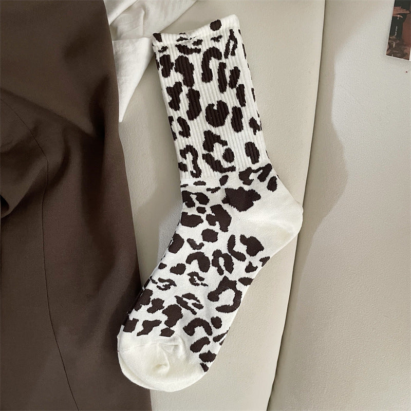Halvhöga damstrumpor med leopardmönster