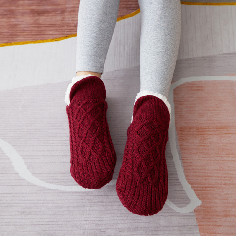 Myslunda™ Stickade sockor med mjukt foder och halkskydd
