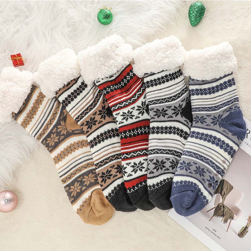 Extra tjocka sockor med snöflingor och halkskydd