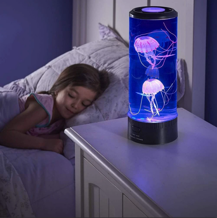 Myslunda Maneteakvarium som LED-lampa med svävande maneter