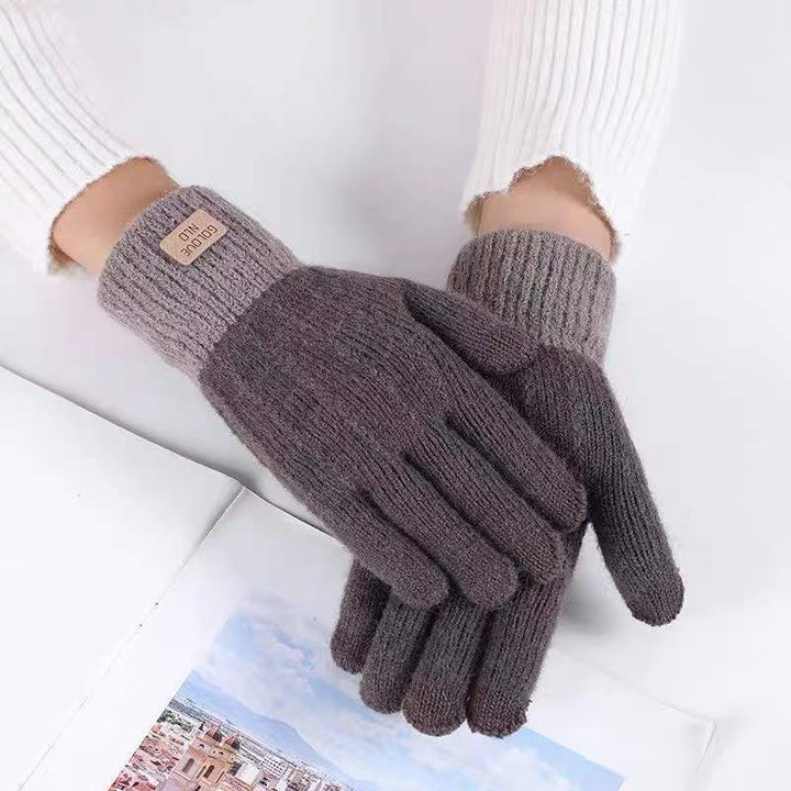 Stickade fingervantar med ribbad kontrastmudd