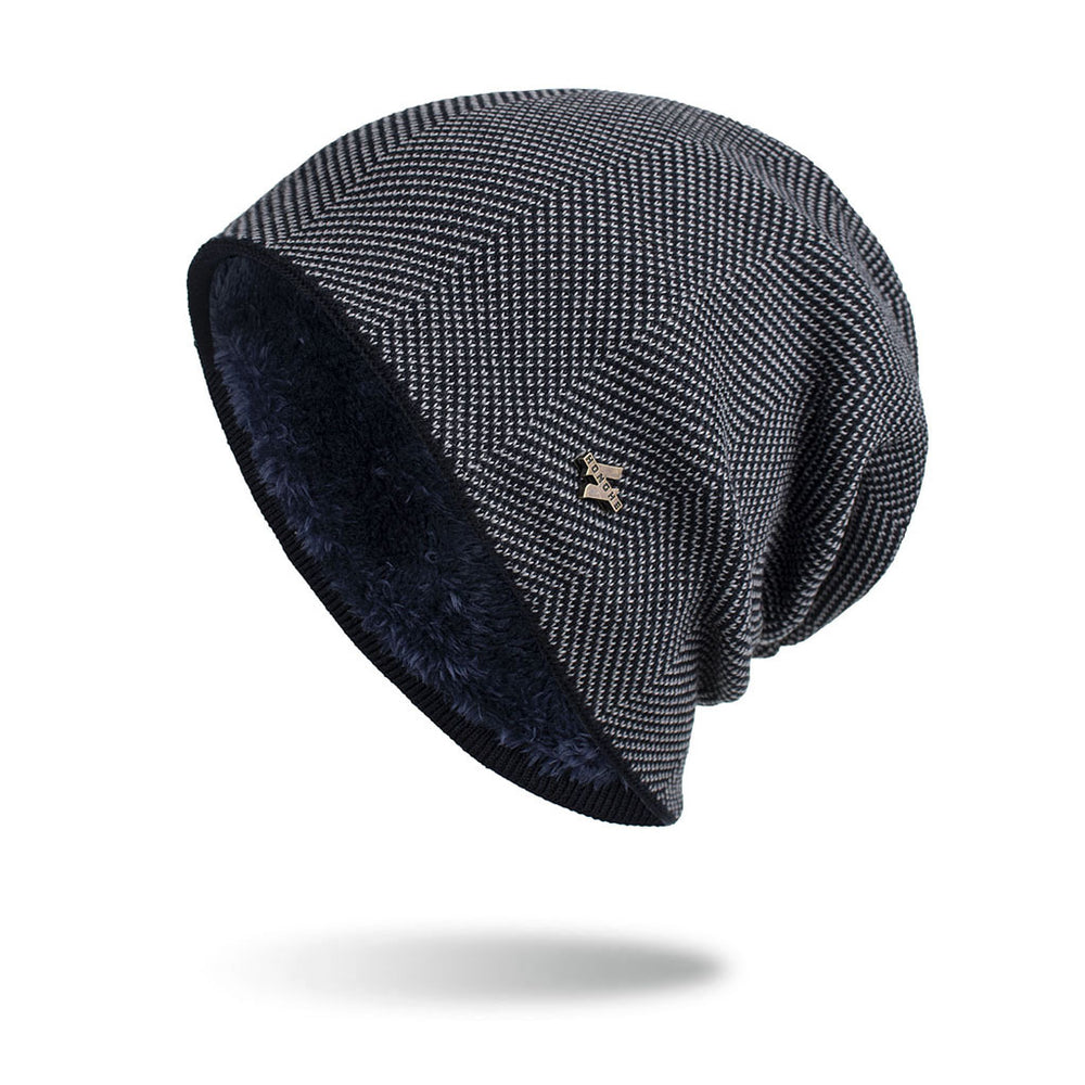 Stickad slouchmössa med plyschfoder