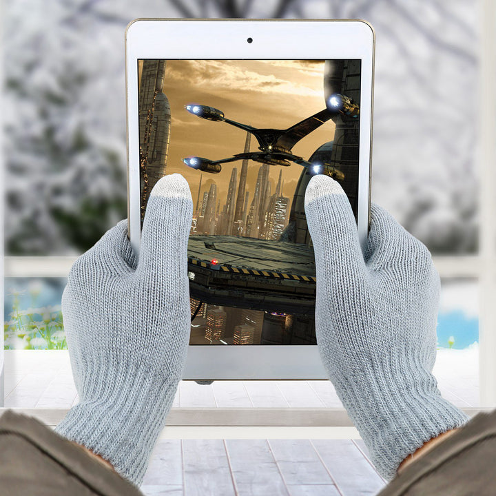 Grå stickade handskar med touchfingrar