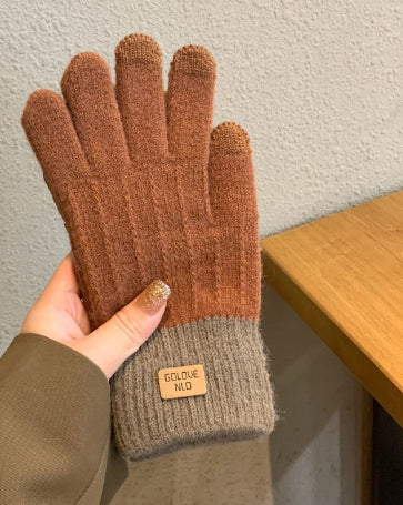 Stickade fingervantar med ribbad kontrastmudd