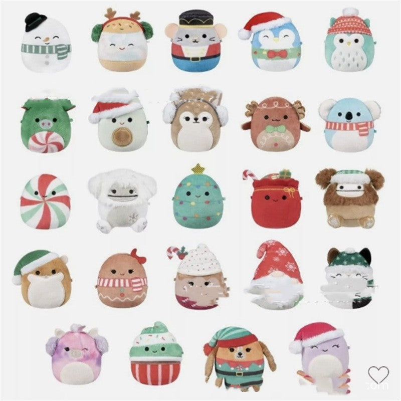 Adventskalender med små mjuka julfigurer