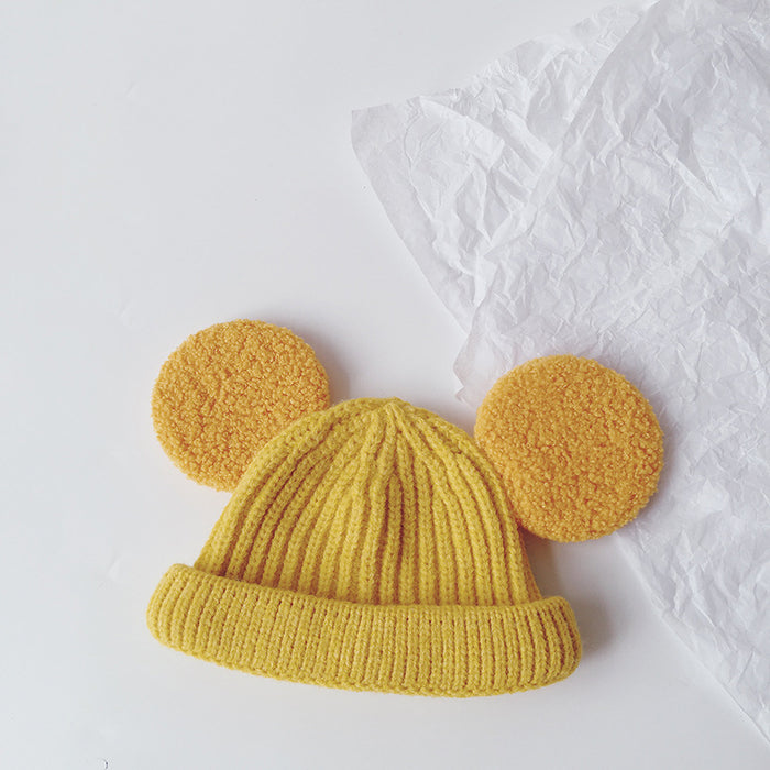 Myslunda Ribbstickad barnmössa med stora fluffiga öron