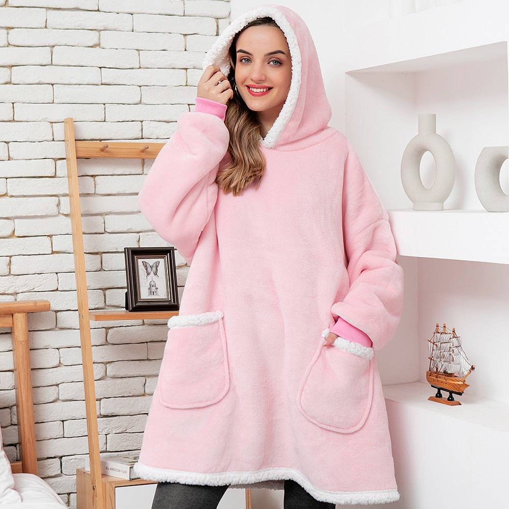 Filthoodie i fleece med stor huva och fickor – one size