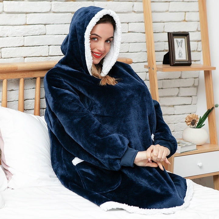 Filthoodie i fleece med stor huva och fickor – one size