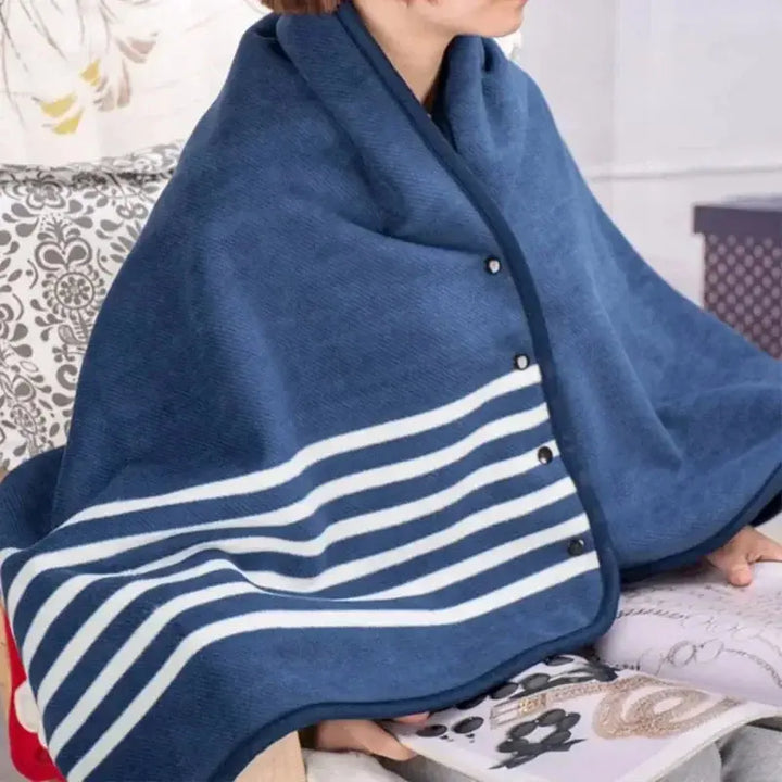 Rutig filt att bära med tryckknappar – poncho, cape eller kjol