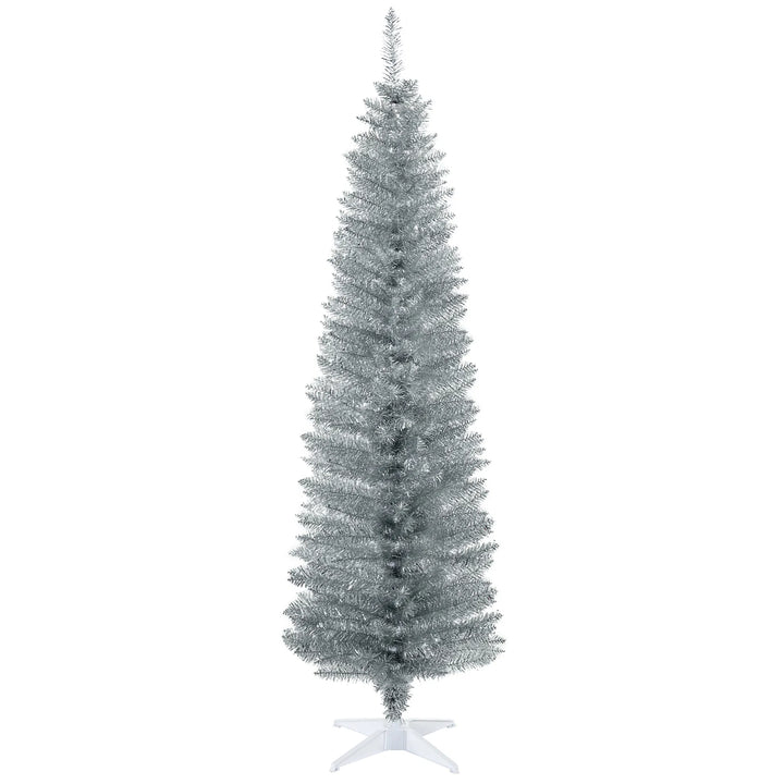 Silverfärgad smal julgran med glänsande grenar