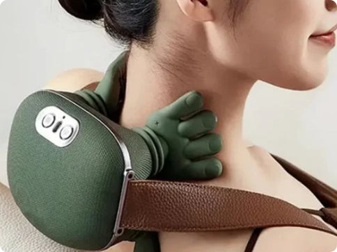 Grön sladdlös nackmassager med remmar