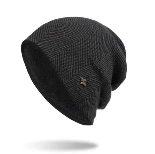Stickad slouchmössa med plyschfoder