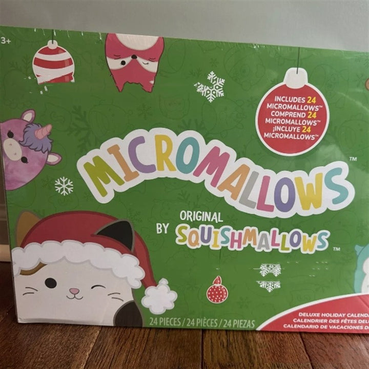 Adventskalender med små mjuka julfigurer