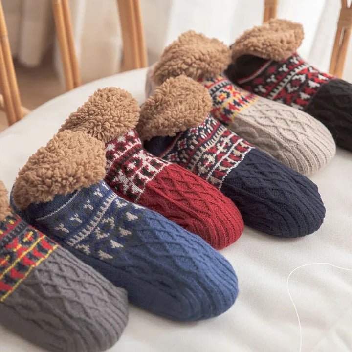 Myslunda™ Stickade sockor med snöflingor, fleecefoder och halkskydd